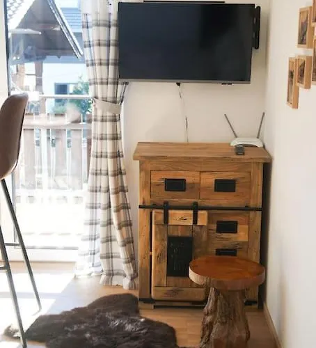 Heuberg Im Inntal Mit Hot Tube - Zentral & Ruhig * Flintsbach