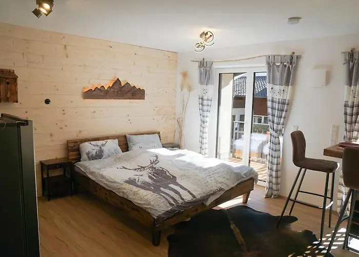 Heuberg Im Inntal Mit Hot Tube - Zentral & Ruhig * Flintsbach