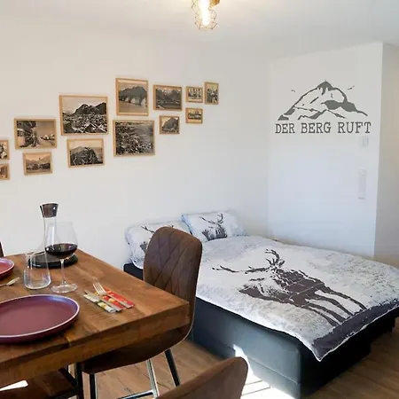 Heuberg Im Inntal Mit Hot Tube - Zentral & Ruhig Flintsbach