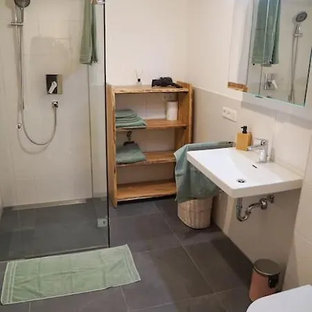 Heuberg Im Inntal Mit Hot Tube - Zentral & Ruhig *