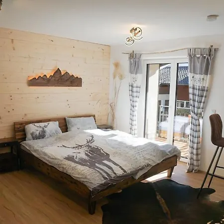 Heuberg Im Inntal Mit Hot Tube - Zentral & Ruhig * Flintsbach