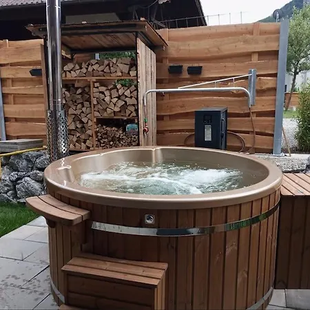 Heuberg Im Inntal Mit Hot Tube - Zentral & Ruhig *