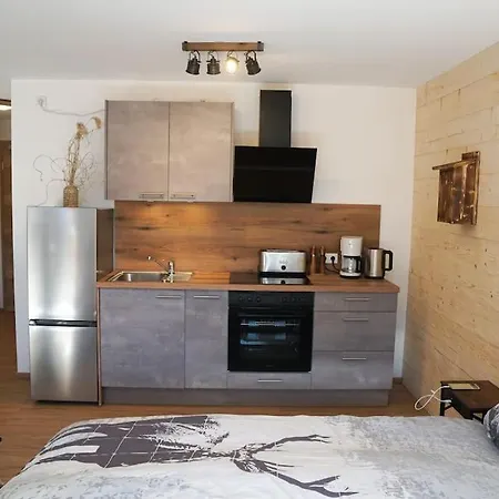 Heuberg Im Inntal Mit Hot Tube - Zentral & Ruhig Apartment